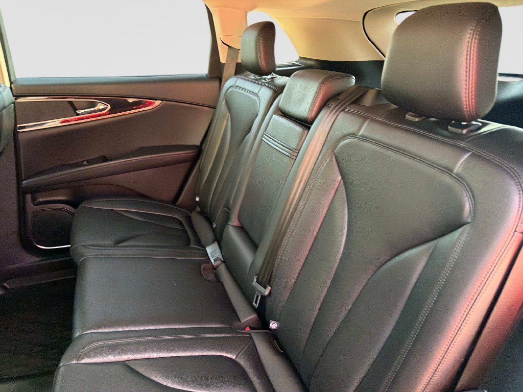 Used 2023 Lincoln Nautilus AWD w/ Premium Package image 14