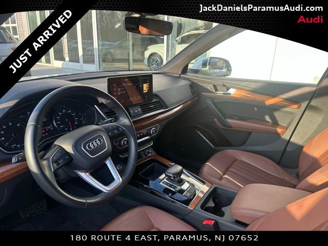 Used 2023 Audi Q5 2.0T Premium w/ Convenience Package image 13