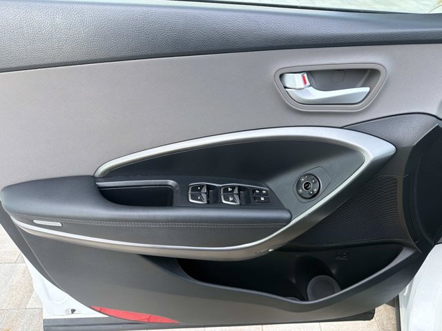 Used 2017 Hyundai Santa Fe Sport FWD image 8