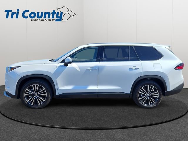 Used 2026 Toyota Grand Highlander AWD Hybrid image 5