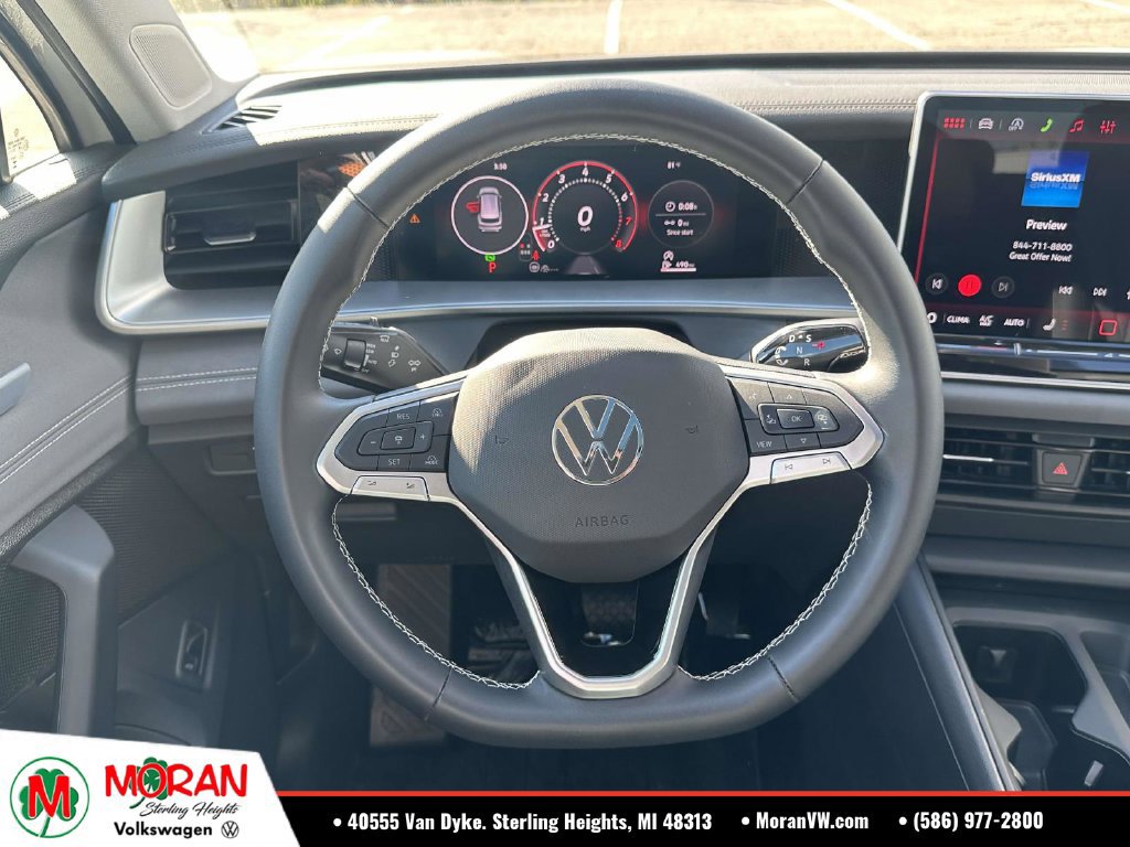 Certified 2026 Volkswagen Tiguan SE w/ Panoramic Sunroof Package FWD image 14