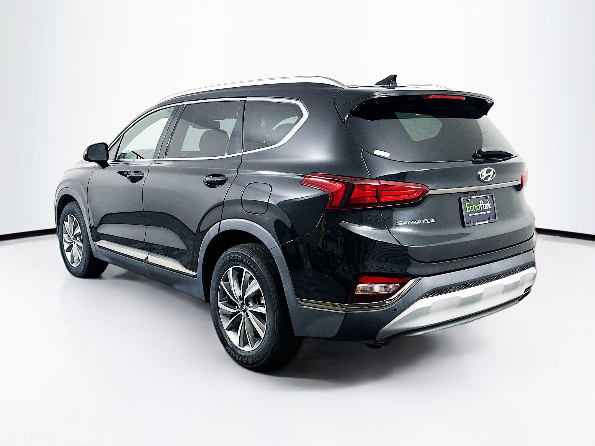 Used 2019 Hyundai Santa Fe SEL w/ Cargo Package FWD image 5