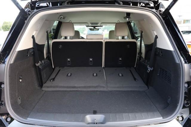 New 2026 Nissan Pathfinder SL AWD/4WD image 9