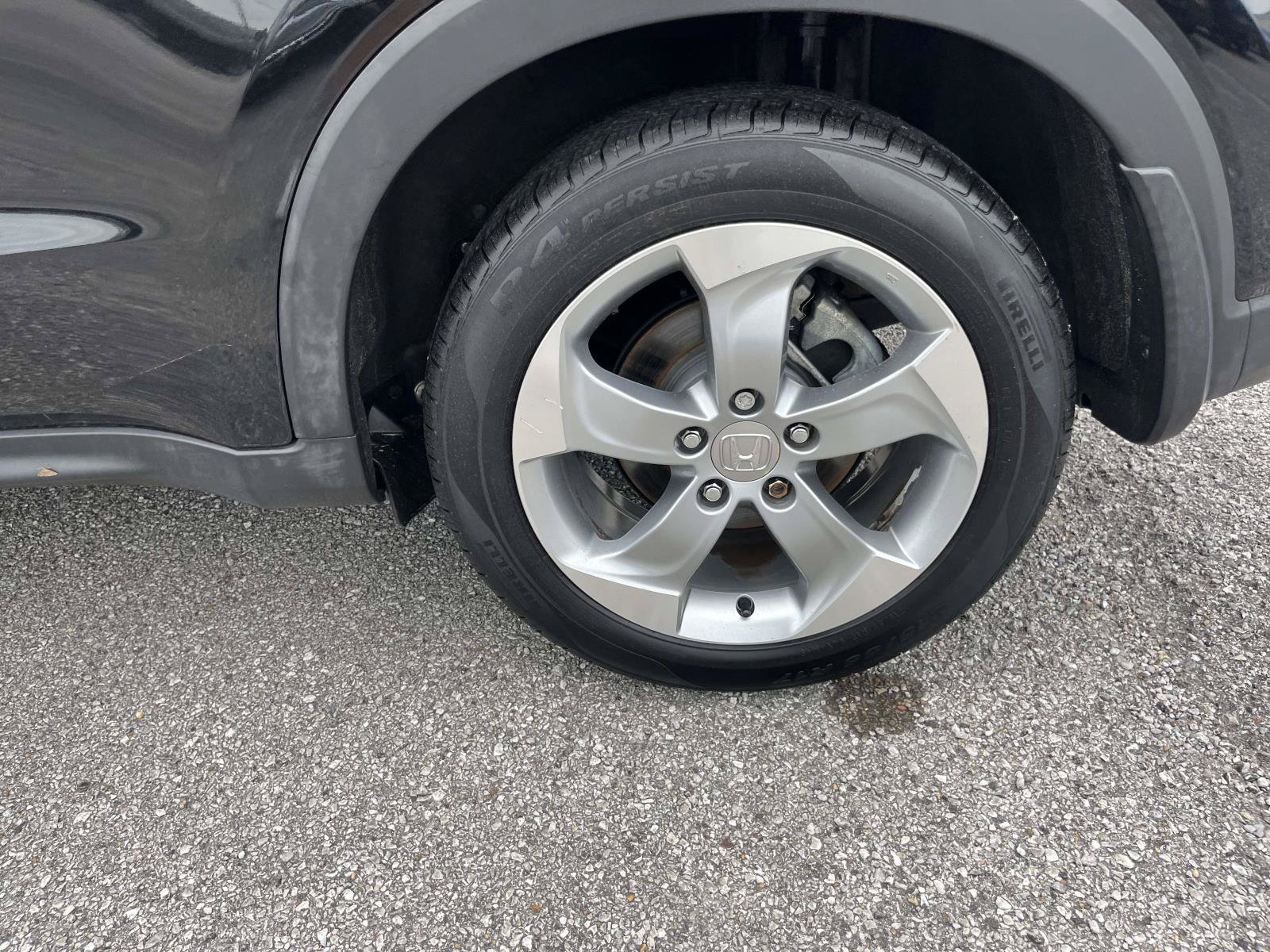 Used 2017 Honda HR-V EX image 9