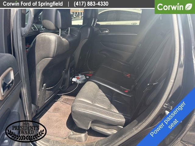 Used 2016 Jeep Grand Cherokee Limited AWD/4WD image 12