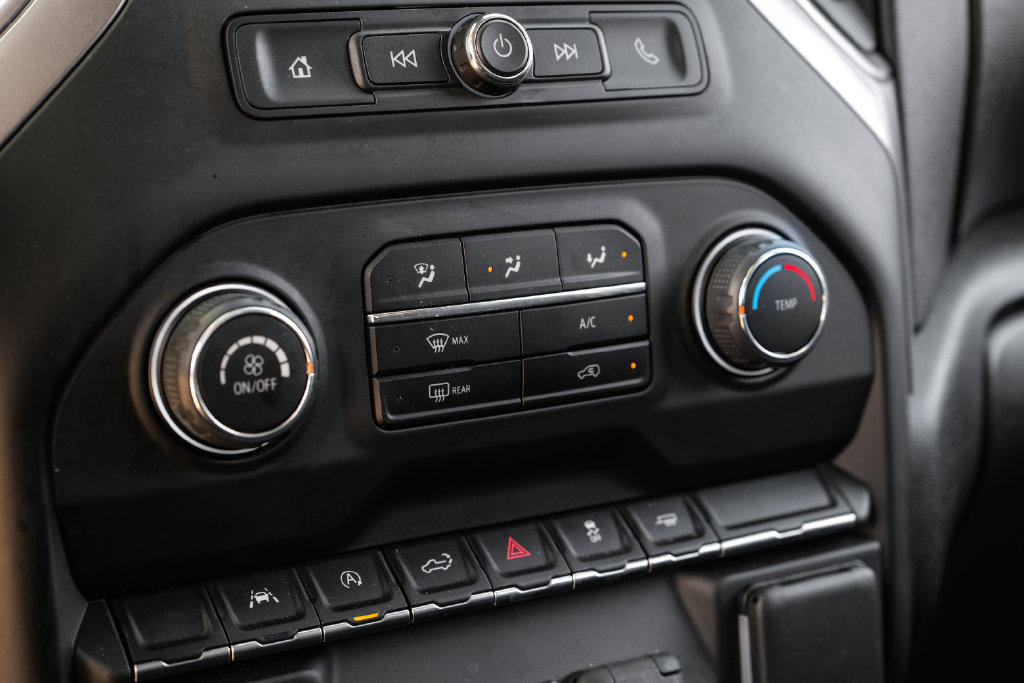 Used 2024 Chevrolet Silverado 1500 Custom RWD image 23