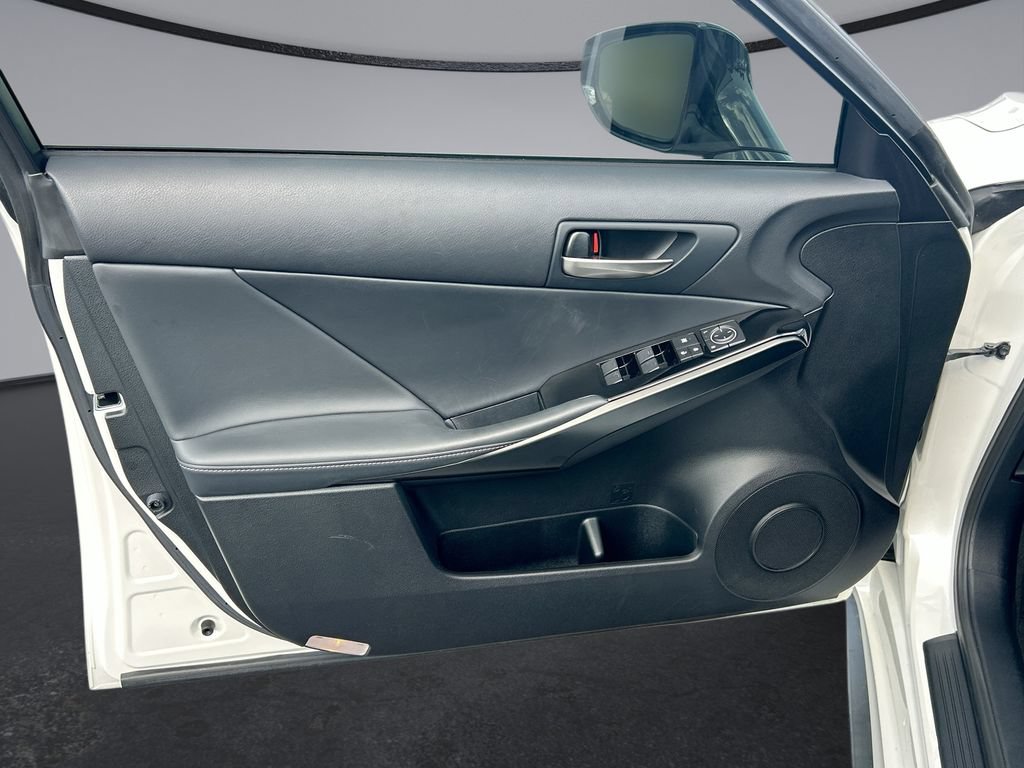 Used 2023 Lexus IS 300 w/ Comfort Package RWD image 35