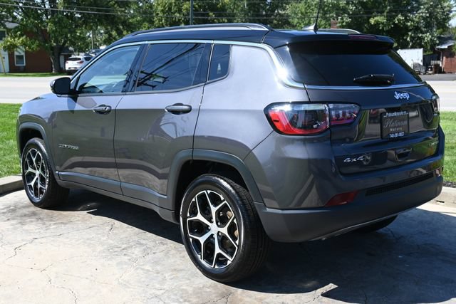 Used 2024 Jeep Compass Limited AWD/4WD image 7