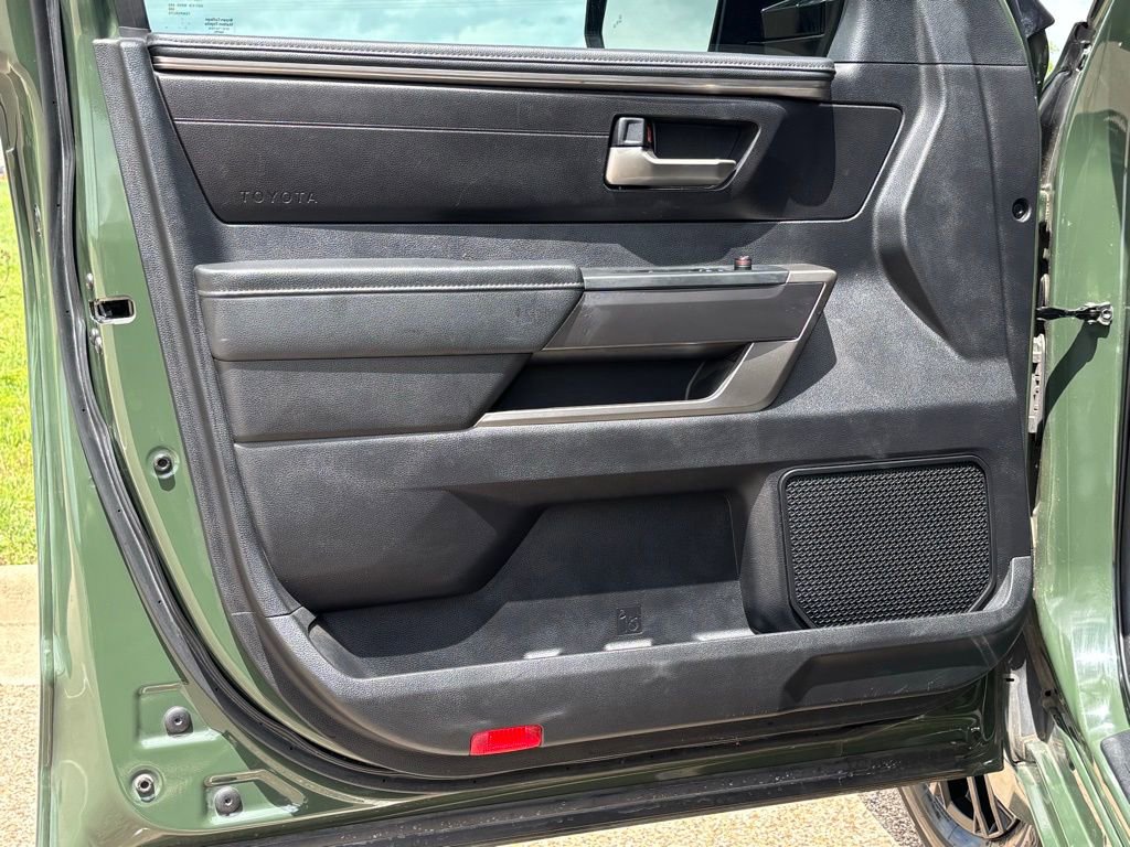 Used 2022 Toyota Tundra SR5 w/ SR5 Convenience Package image 24