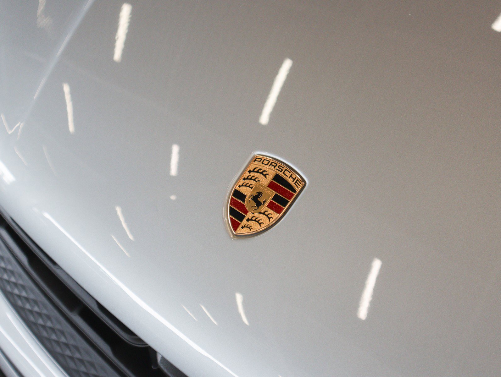 Certified 2026 Porsche Macan AWD/4WD image 26