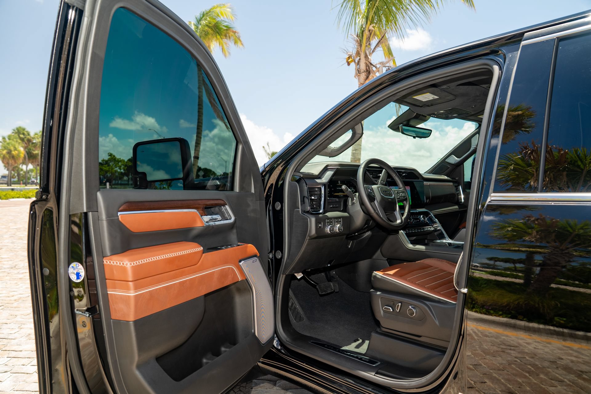 Used 2026 GMC Sierra 2500 Denali Ultimate AWD/4WD image 31