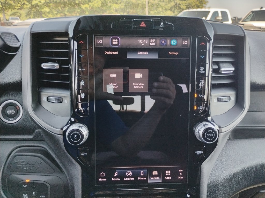 New 2026 RAM 2500 Tradesman AWD/4WD image 31