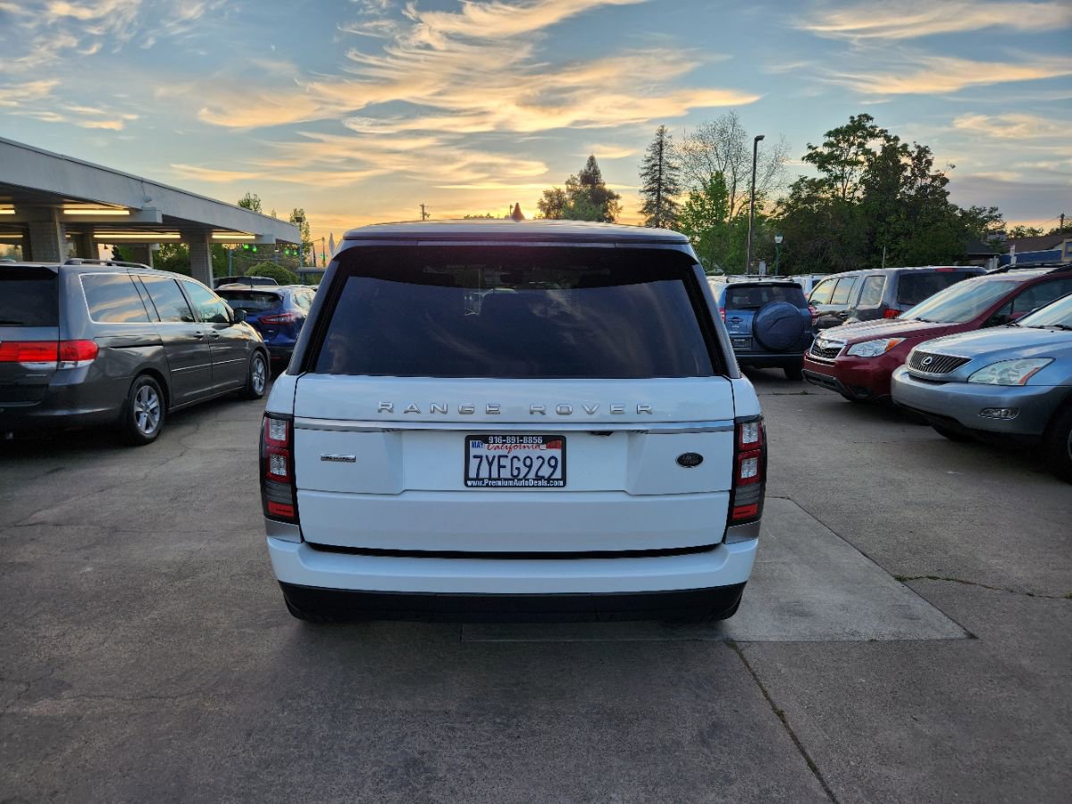 Used 2017 Land Rover Range Rover Supercharged AWD/4WD image 4