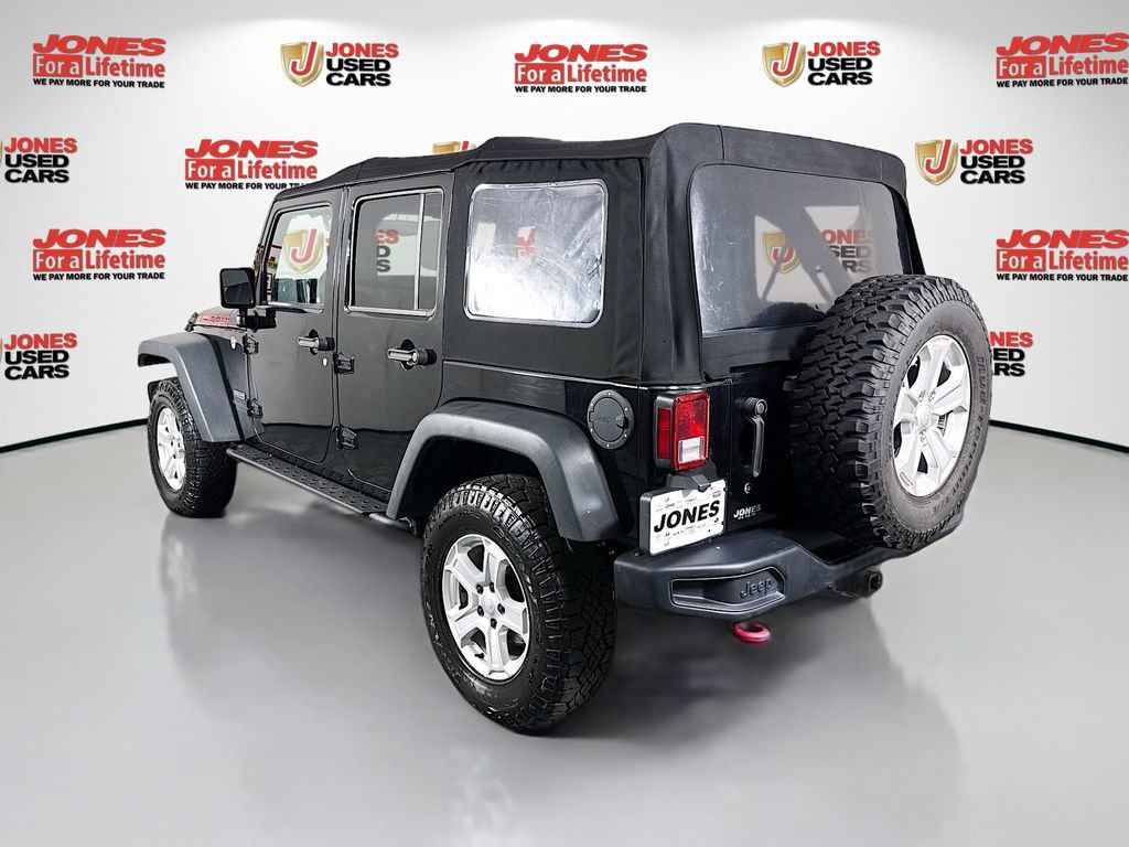 Used 2017 Jeep Wrangler Unlimited Rubicon AWD/4WD image 2