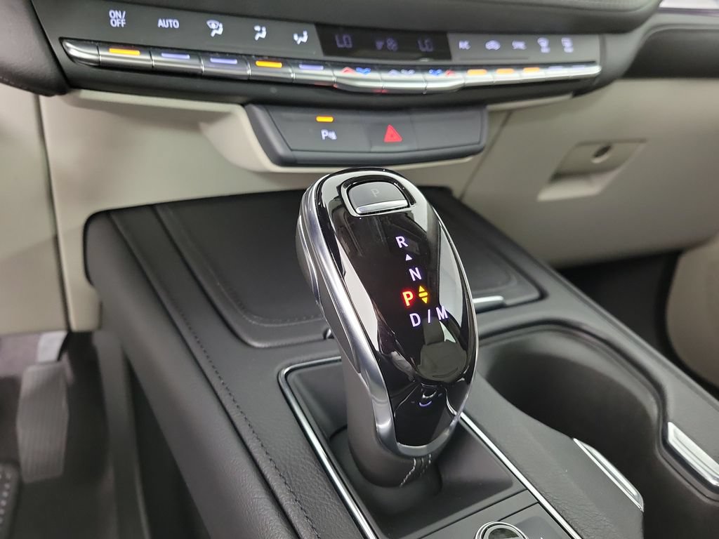 Certified 2023 Cadillac XT4 Luxury FWD image 28