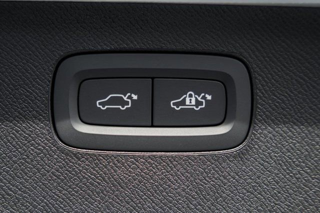 New 2026 Volvo XC90 B6 Ultra w/ Protection Package Premier image 10