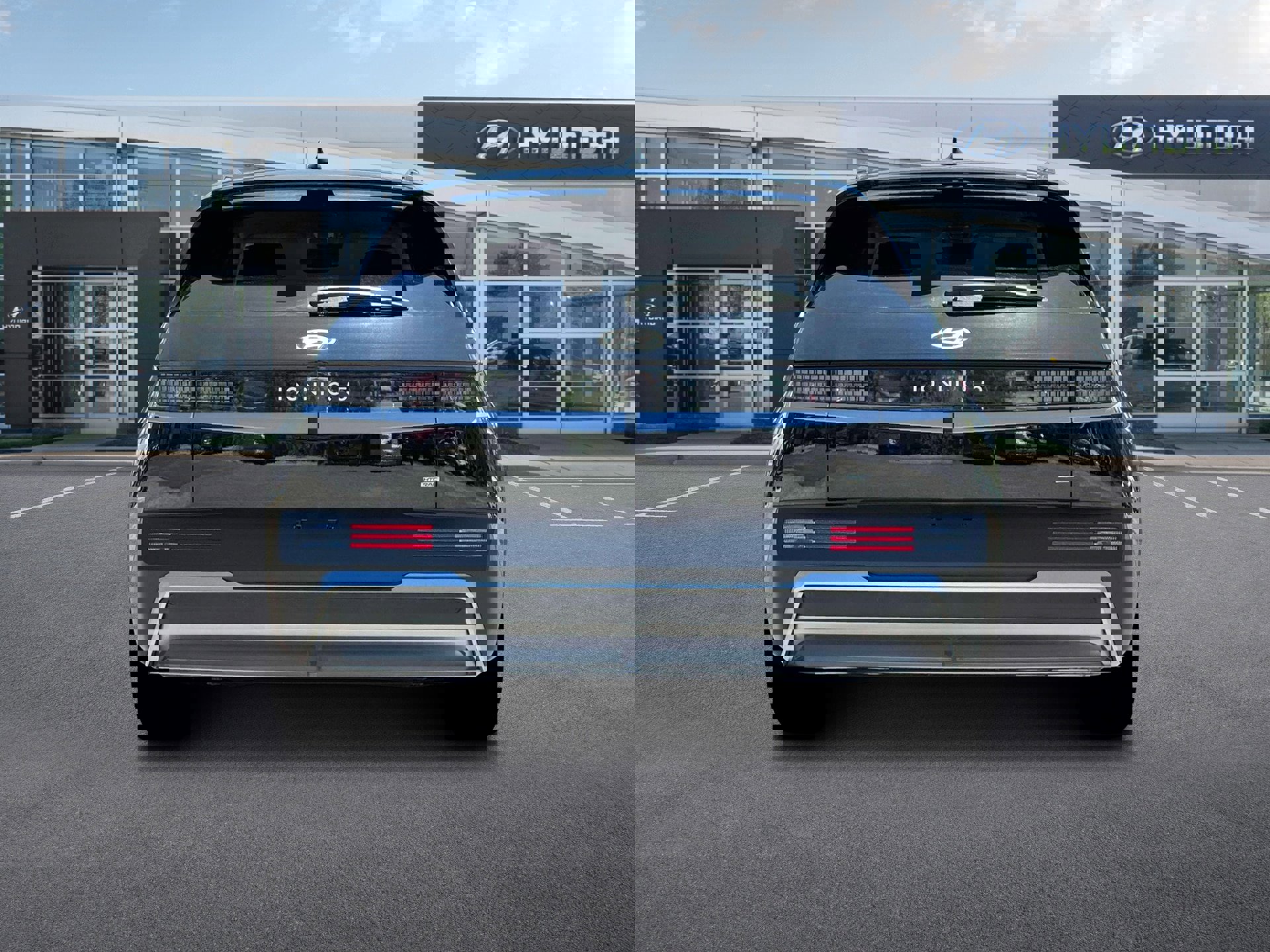 New 2026 Hyundai Ioniq 5 SEL image 6