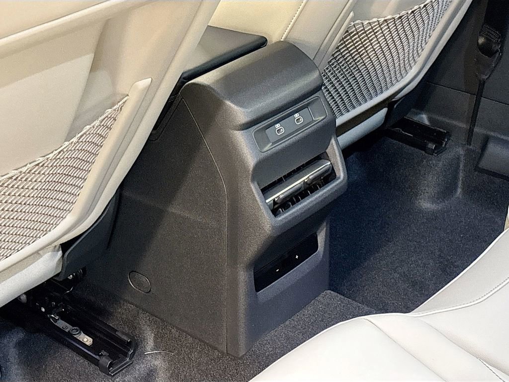 New 2026 Audi Q3 quattro 2.0T AWD/4WD image 17