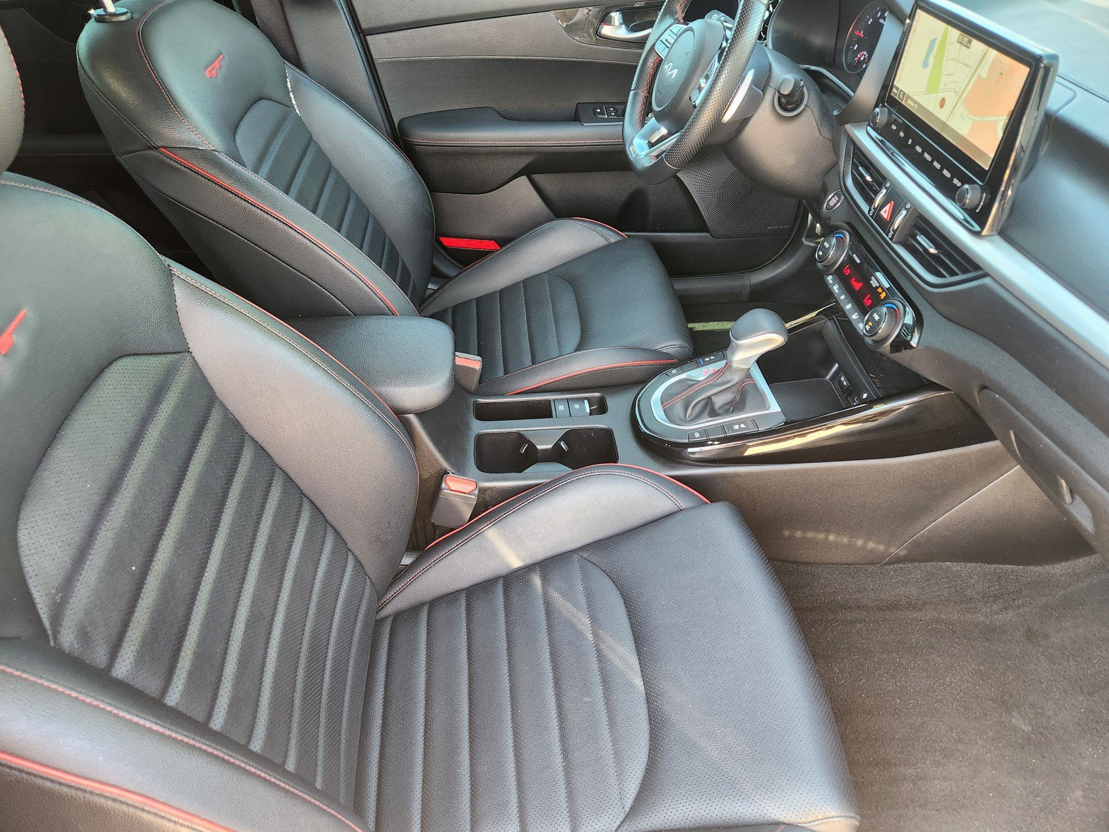 Used 2023 Kia Forte GT w/ GT2 Package FWD image 12