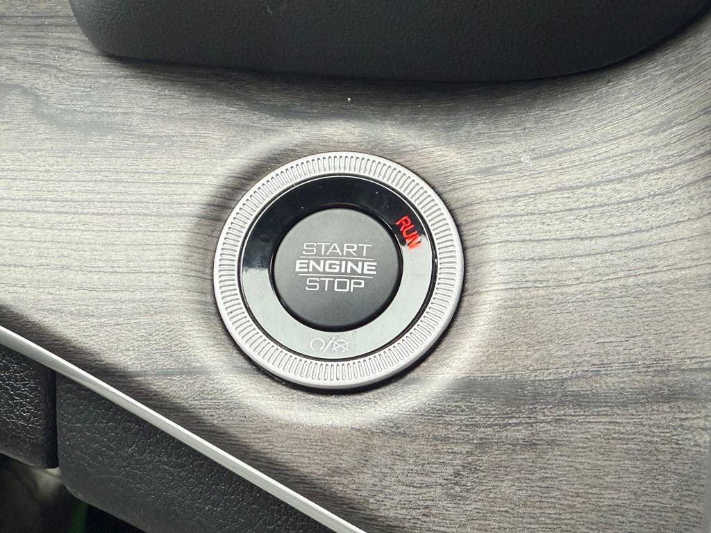 Used 2023 Jeep Grand Cherokee L Limited image 26