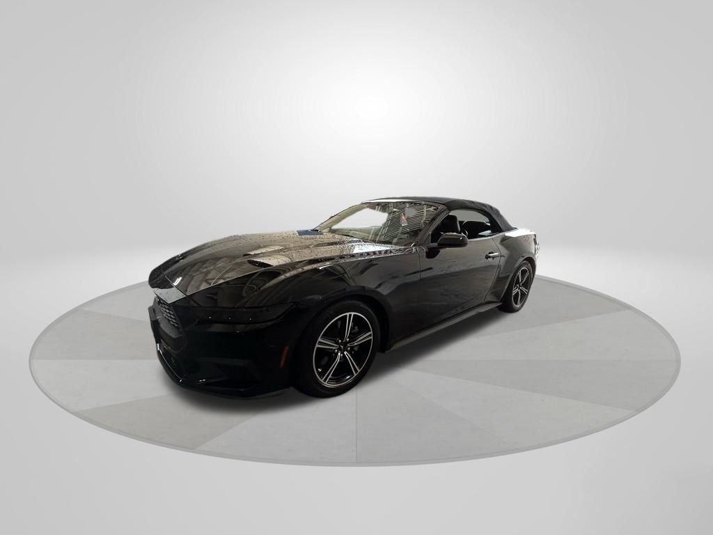 Used 2025 Ford Mustang Premium image 3