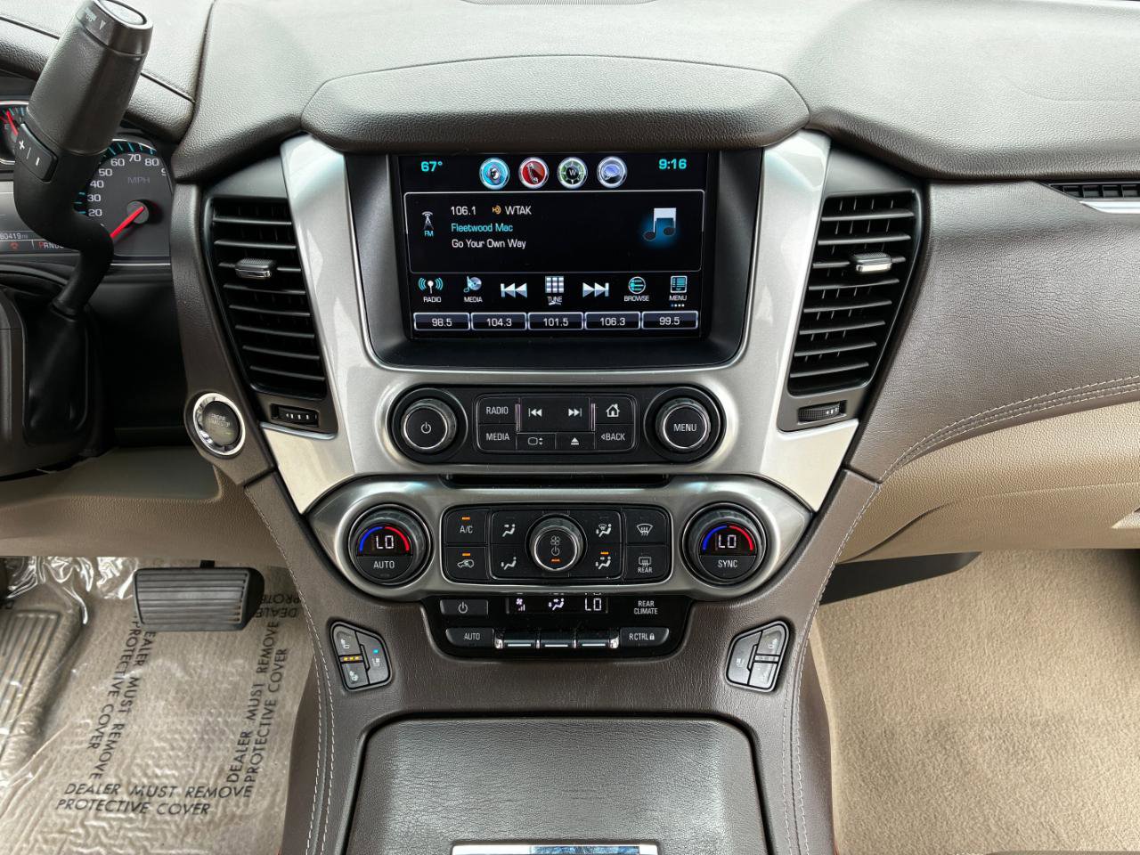 Used 2020 Chevrolet Suburban Premier RWD image 22