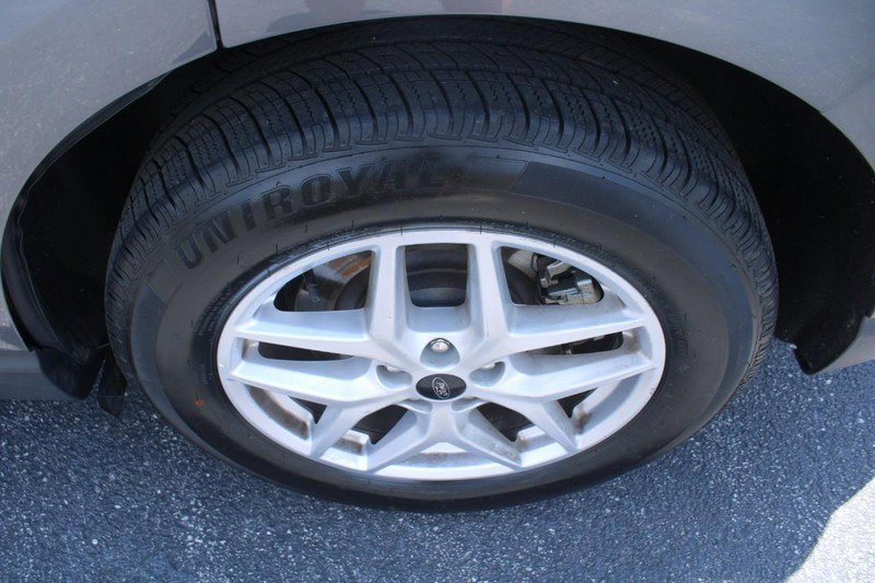 Used 2024 Ford Edge SEL image 8