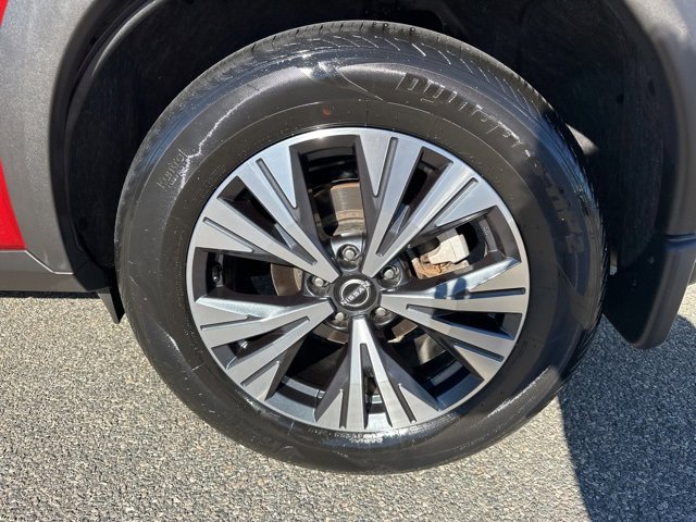 Used 2023 Nissan Rogue SV image 41