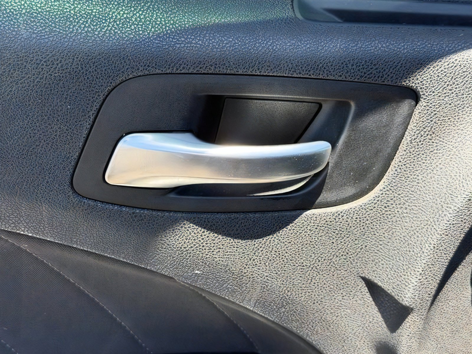 Used 2019 Dodge Charger SXT RWD image 17