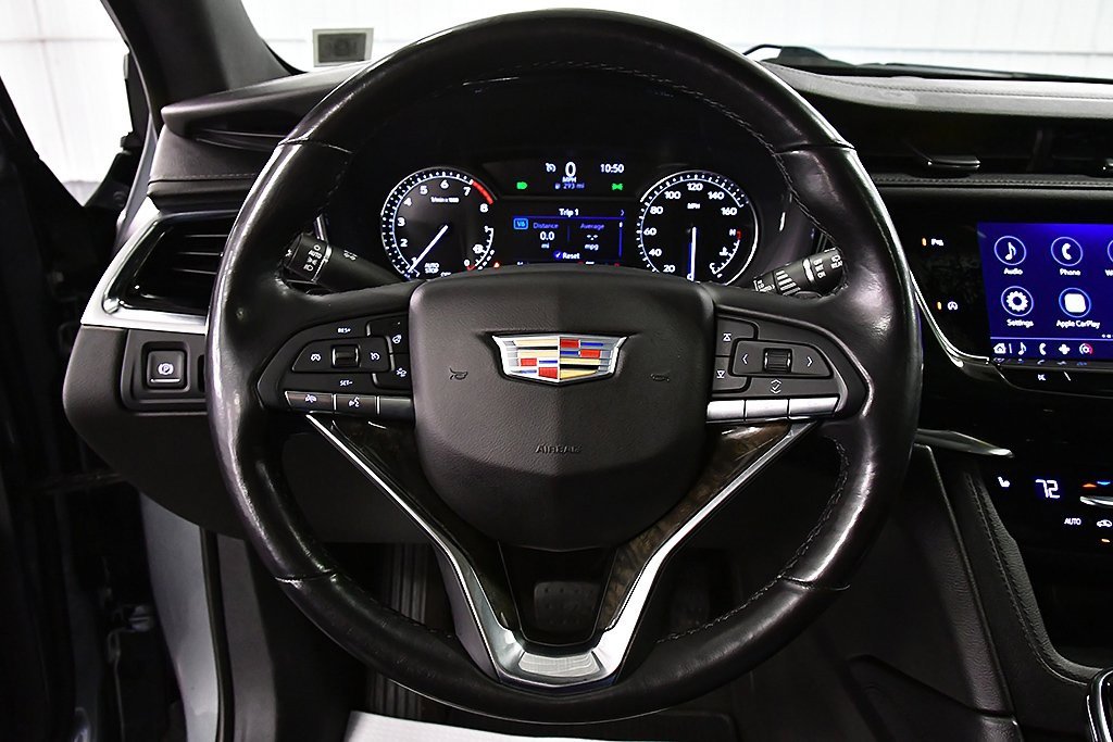 Used 2021 Cadillac XT6 Premium Luxury image 18