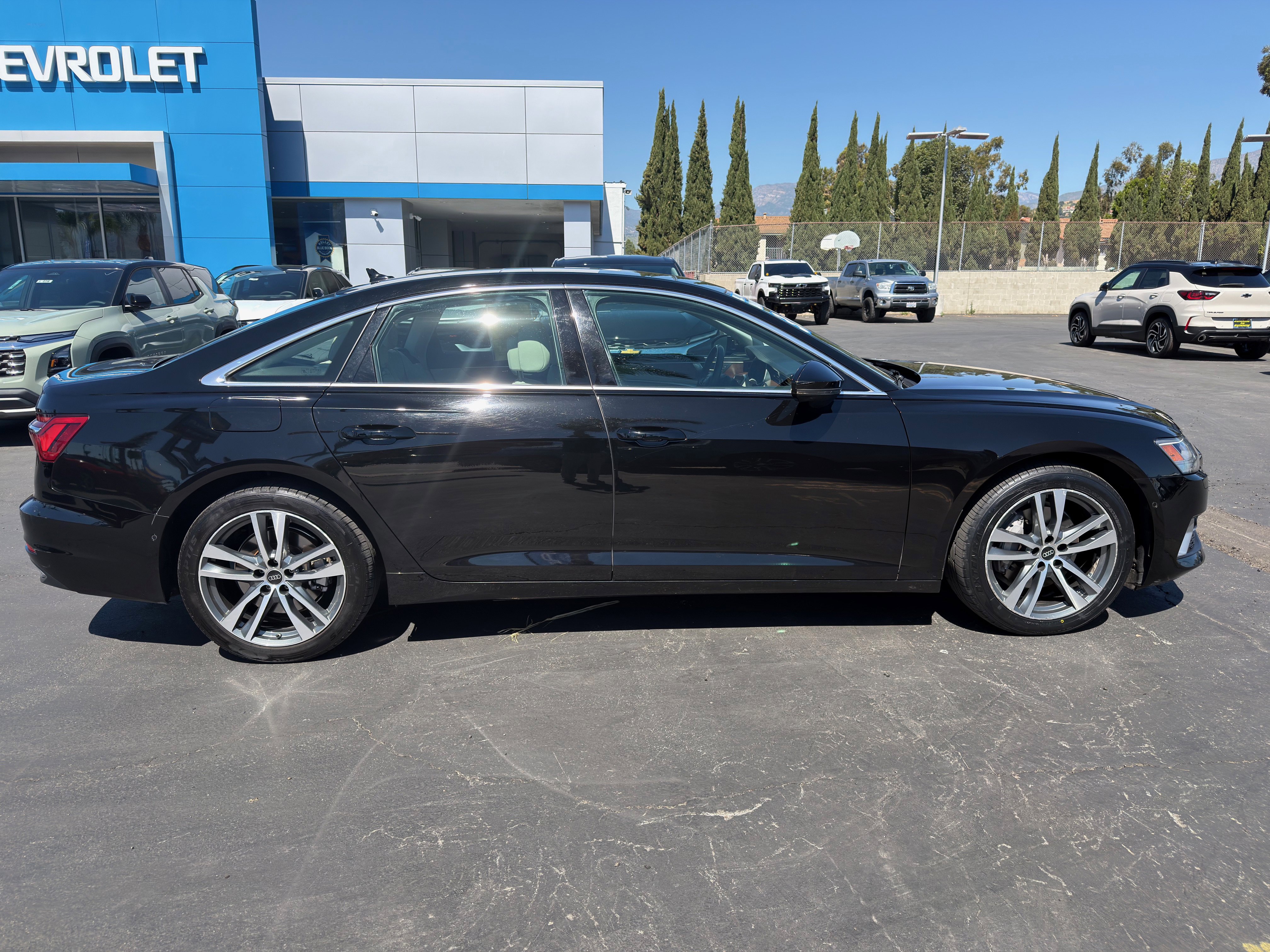 Used 2023 Audi A6 Premium image 9