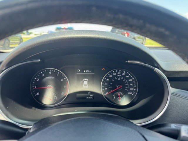 Used 2022 Kia Stinger GT-Line w/ Sun & Sound Package AWD/4WD image 16