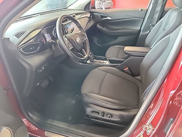 Used 2023 Buick Encore GX Preferred w/ Cold Weather Comfort Package FWD image 18
