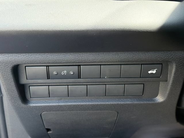 Used 2024 Mitsubishi Outlander SE Black Edition FWD image 23