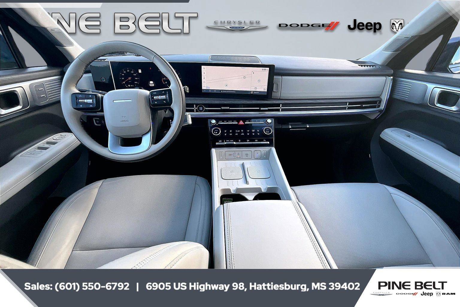 Used 2025 Hyundai Santa Fe Calligraphy image 13