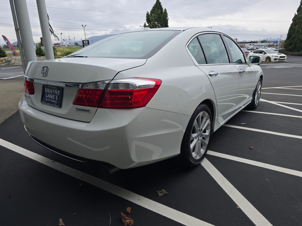 Used 2014 Honda Accord Touring image 5