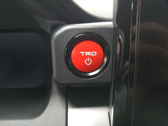 New 2026 Toyota 4Runner TRD Off-Road Premium AWD/4WD image 32