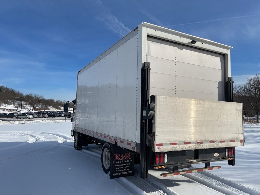 Used 2020 Isuzu NPR image 3