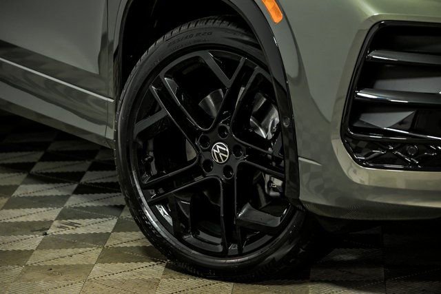 New 2026 Volkswagen Tiguan SE R-Line image 3