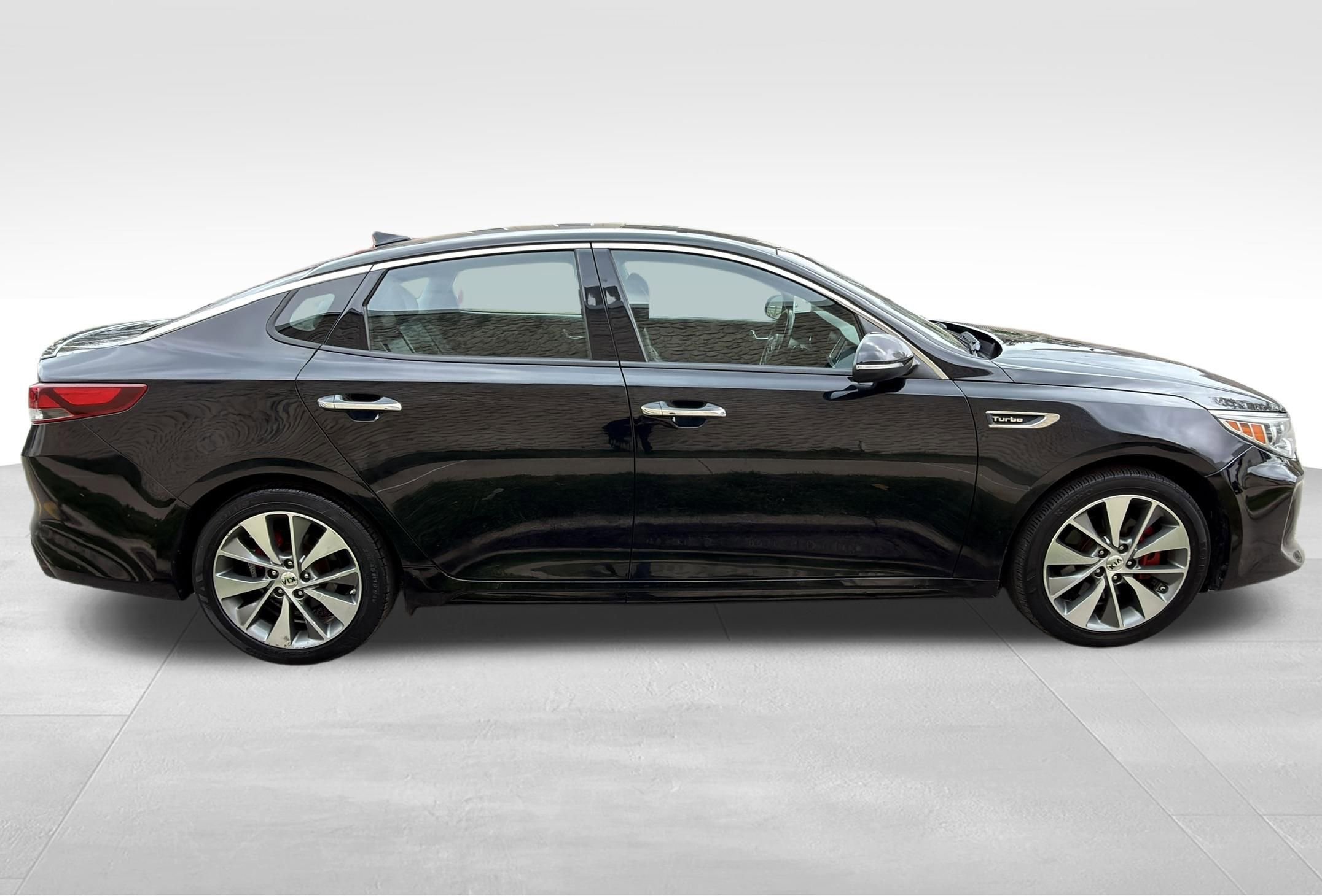 Used 2017 Kia Optima SX FWD image 4