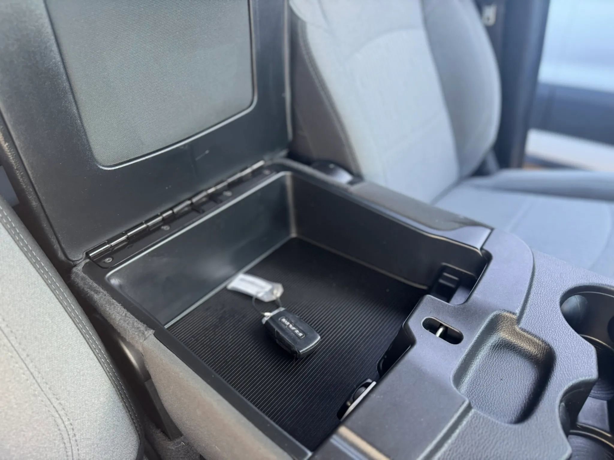 Used 2024 RAM 3500 Big Horn AWD/4WD image 29