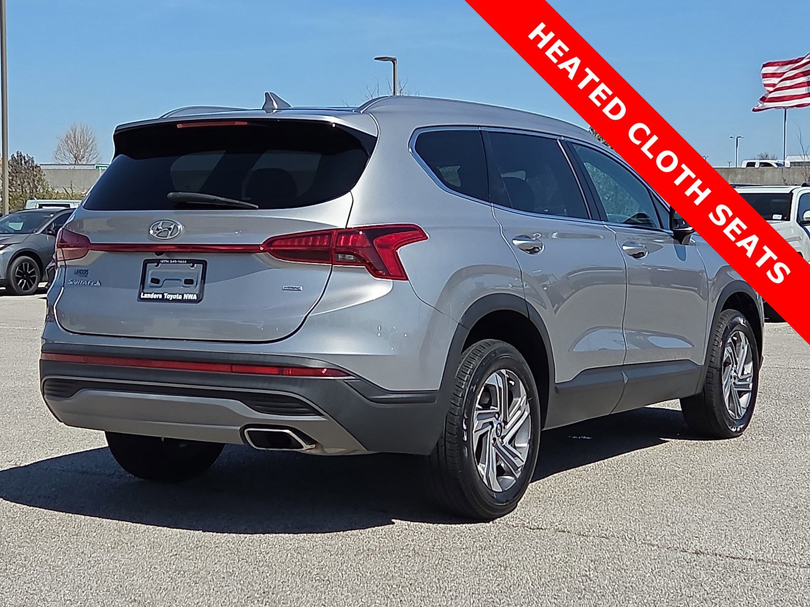 Used 2023 Hyundai Santa Fe SEL w/ Cargo Package image 5