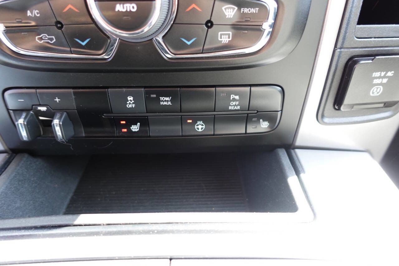 Used 2023 RAM 1500 Classic SLT w/ Electronics Convenience Group image 44