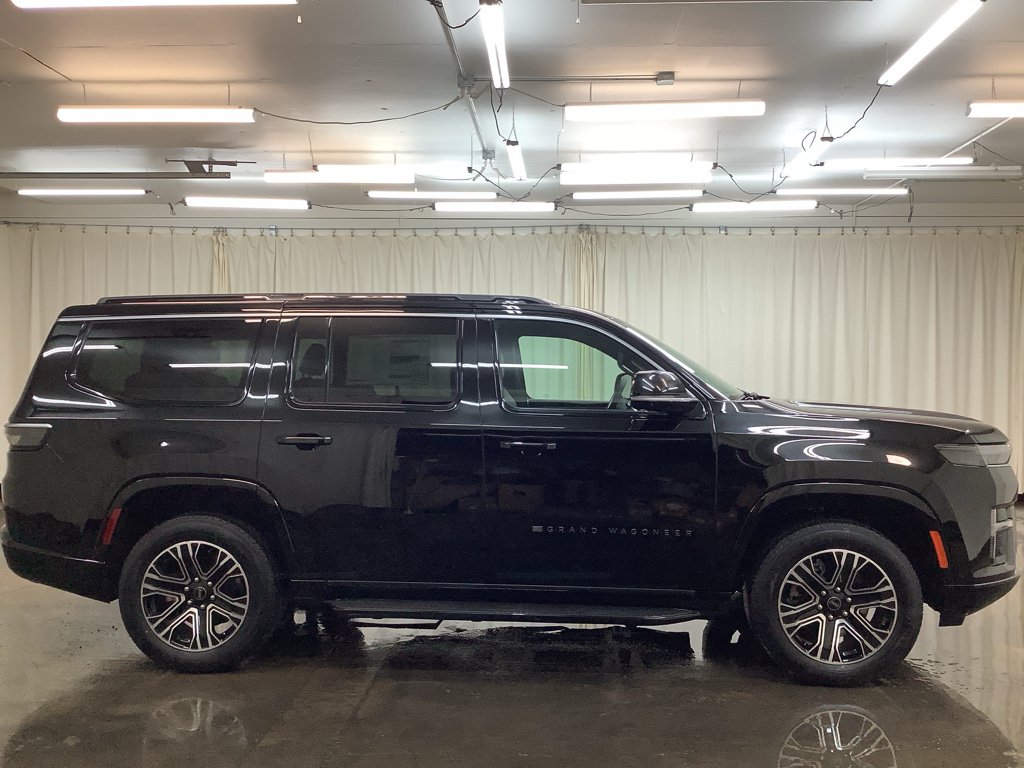New 2026 Jeep Grand Wagoneer 4WD w/ Premium Group I image 4