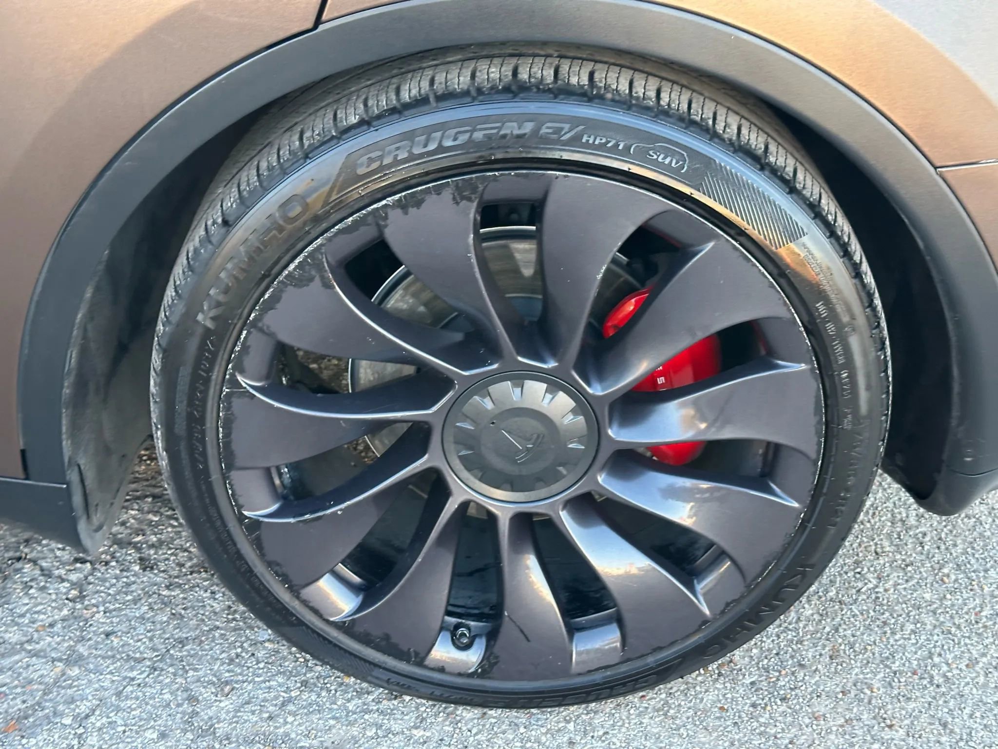 Used 2021 Tesla Model Y Performance image 33