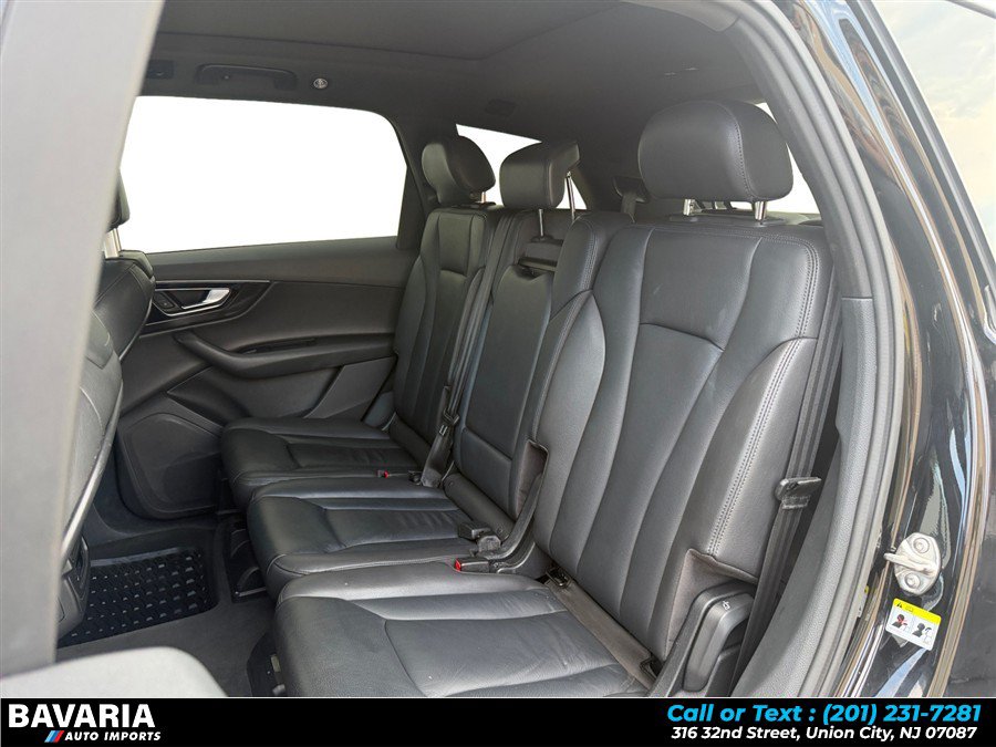 Used 2019 Audi Q7 3.0T Premium w/ Convenience Package AWD/4WD image 16