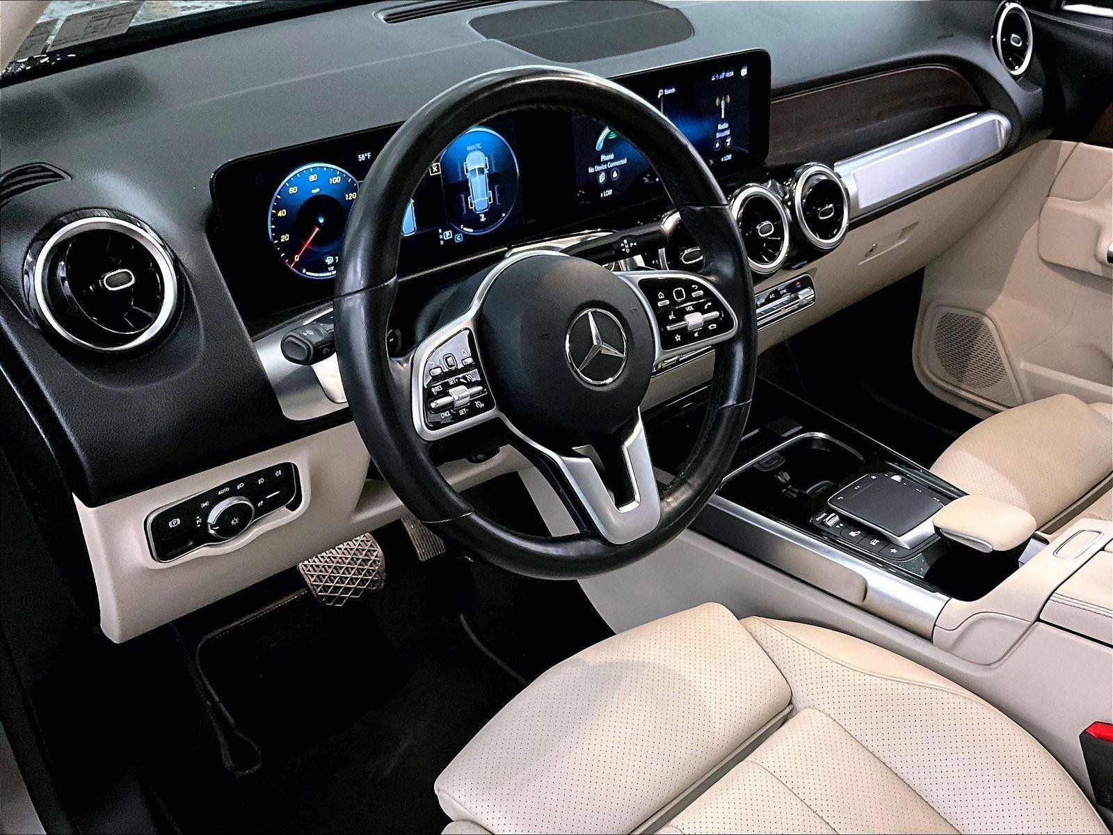 Used 2022 Mercedes-Benz GLB 250 4MATIC image 12