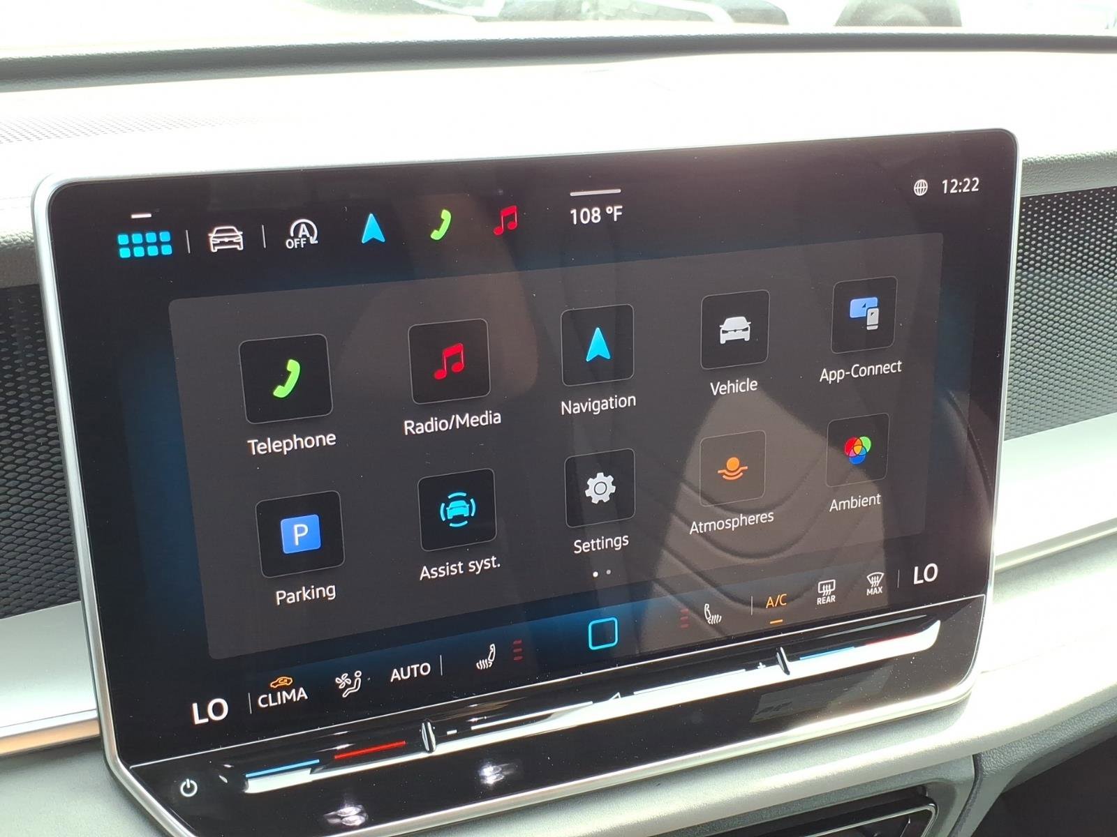 New 2026 Volkswagen Tiguan SE R-Line image 17