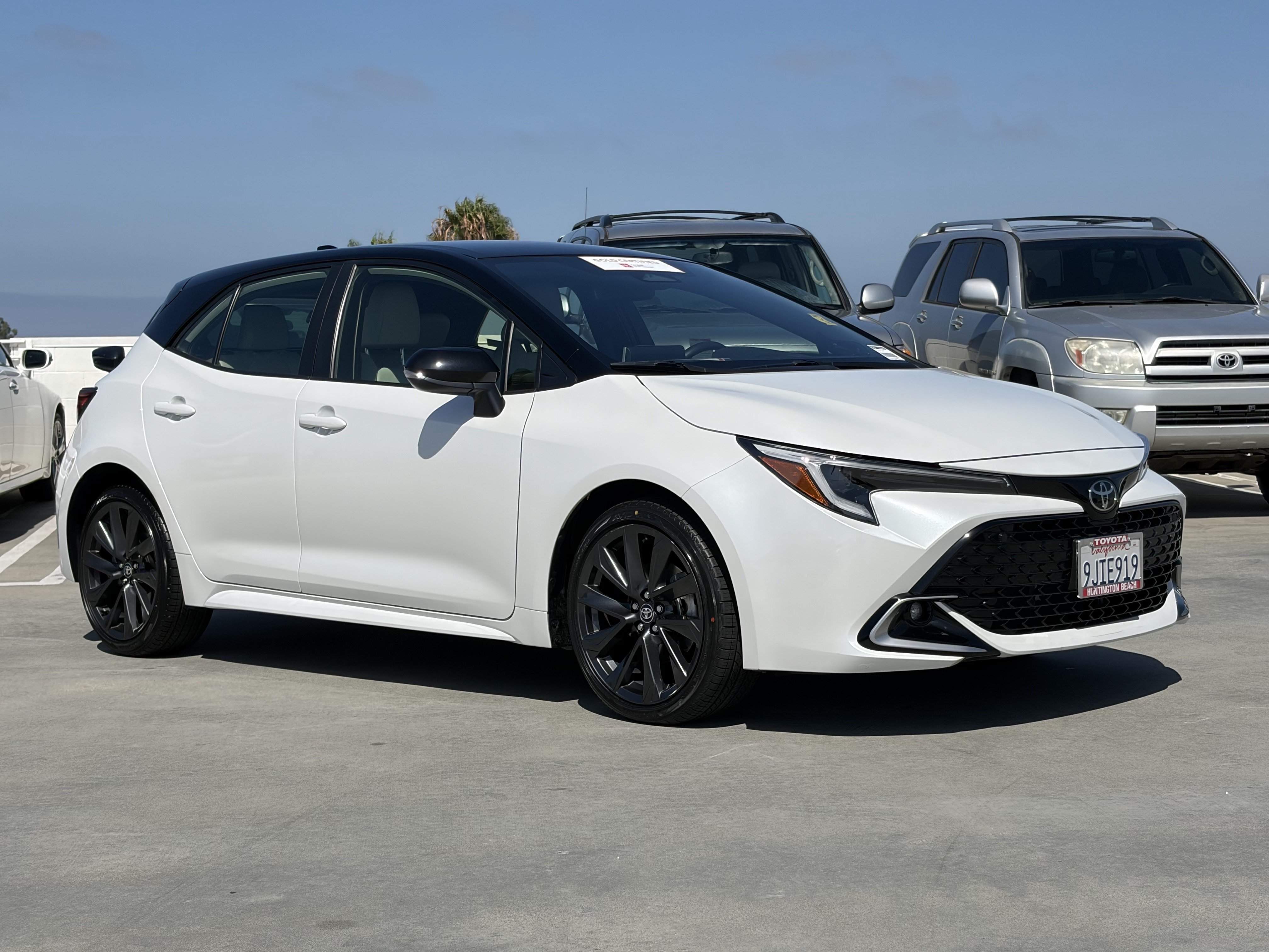 Certified 2023 Toyota Corolla XSE FWD image 2