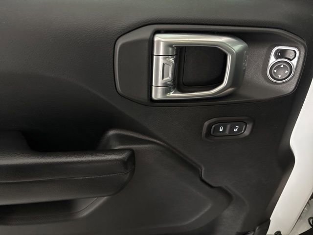 Used 2019 Jeep Wrangler Sport S AWD/4WD image 10